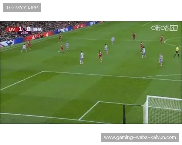 利物浦阵型前后紧凑