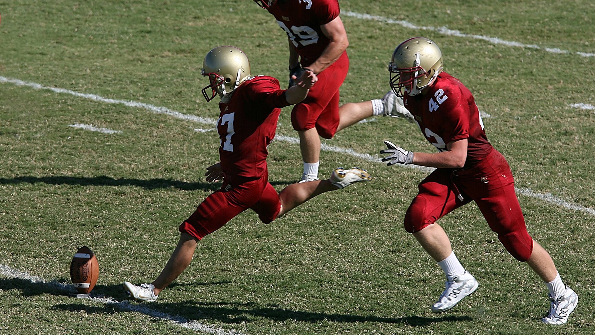 汽车+跑步多段接力赛 司机与跑者交替完成城市环线